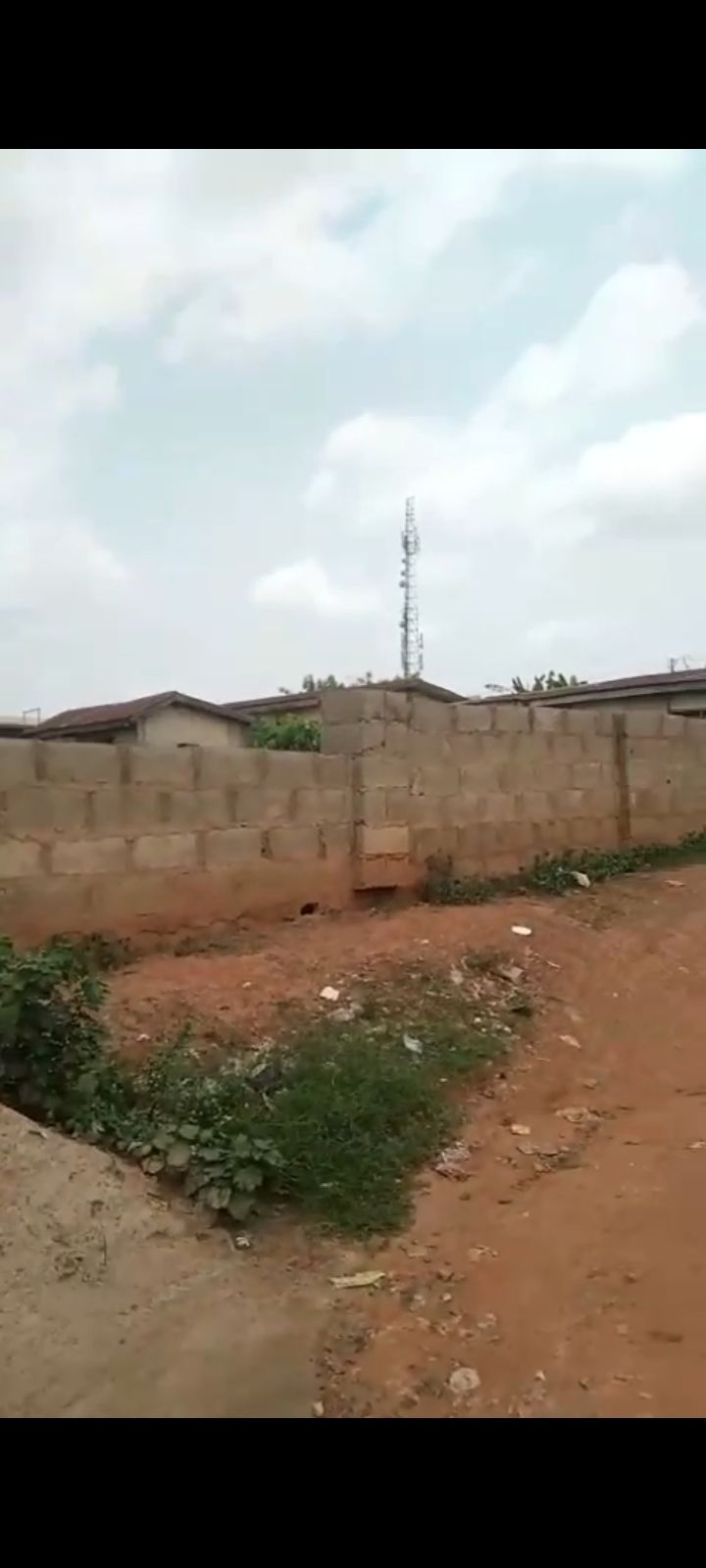 295 sqm of commercial land slightly facing the main roadat olakunle traffic lights akala express — ₦35,000,000 | GidiStay — 1 bed land in Olakunle alaka express, Ibadan (additional view)