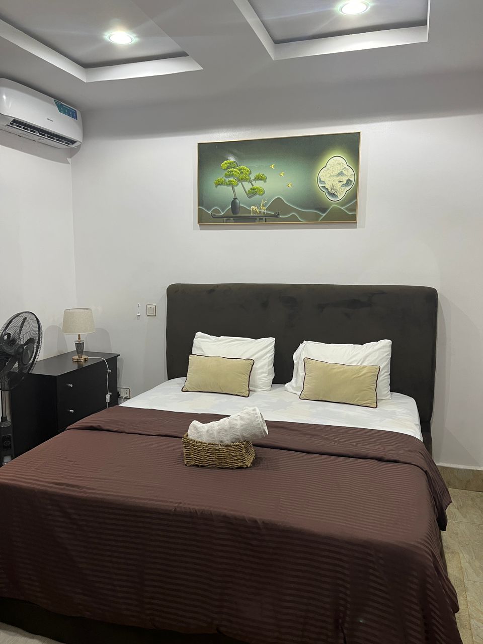 3bedroom smarthome apartment for shortlet — ₦190,000/night | GidiStay — 3 bed apartment in Bodija, Ibadan (interior)