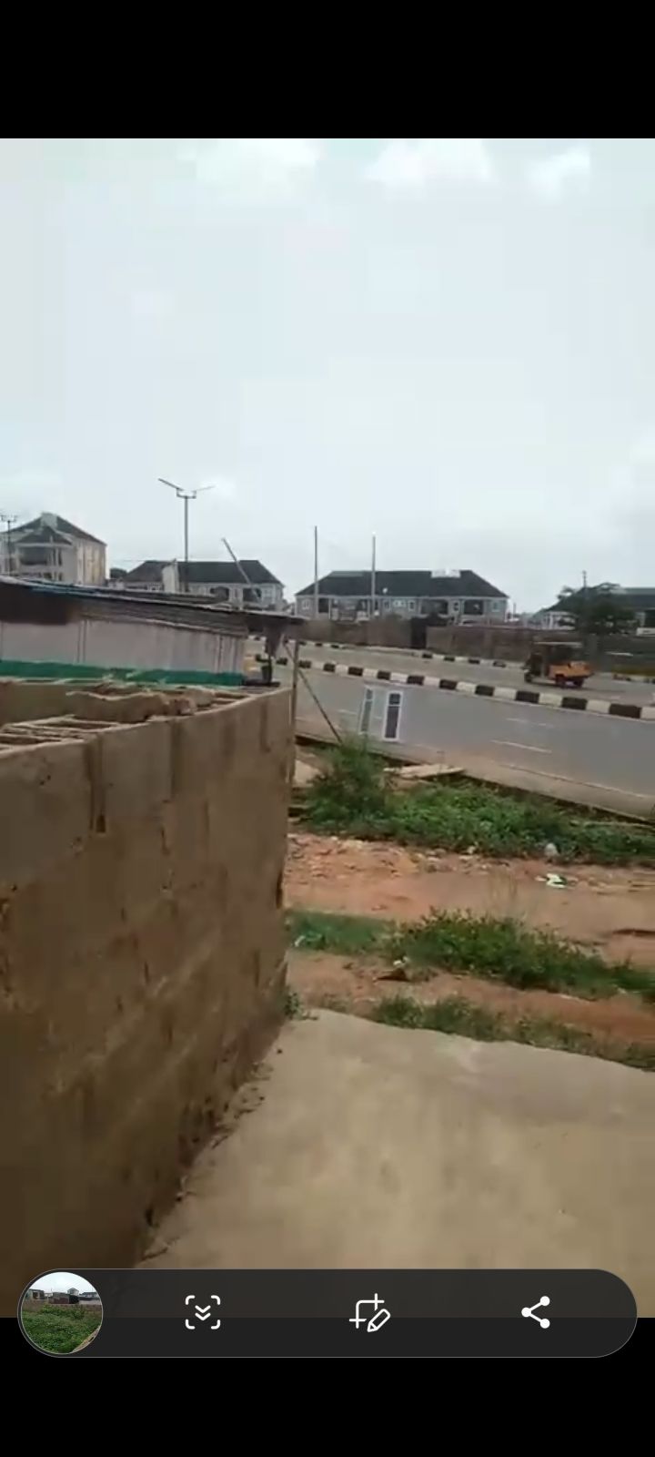 295 sqm of commercial land slightly facing the main roadat olakunle traffic lights akala express — ₦35,000,000 | GidiStay — 1 bed land in Olakunle alaka express, Ibadan (bedroom view)