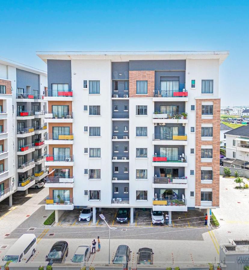 Luxury 3-Bedroom Penthouse for Shortlet With Stunning City Views — ₦370,000/night | GidiStay — 3 bed apartment in Lekki Phase 1, Lagos (main view)