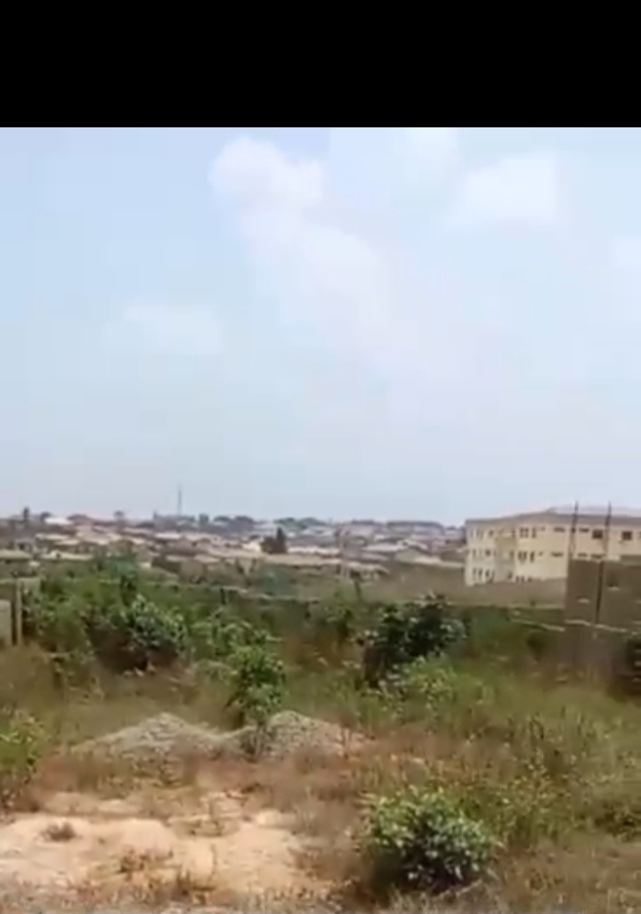 Residential standard plot of land at Lead City — ₦25,000,000 | GidiStay — 1 bed  in Lead city, Ibadan (interior)