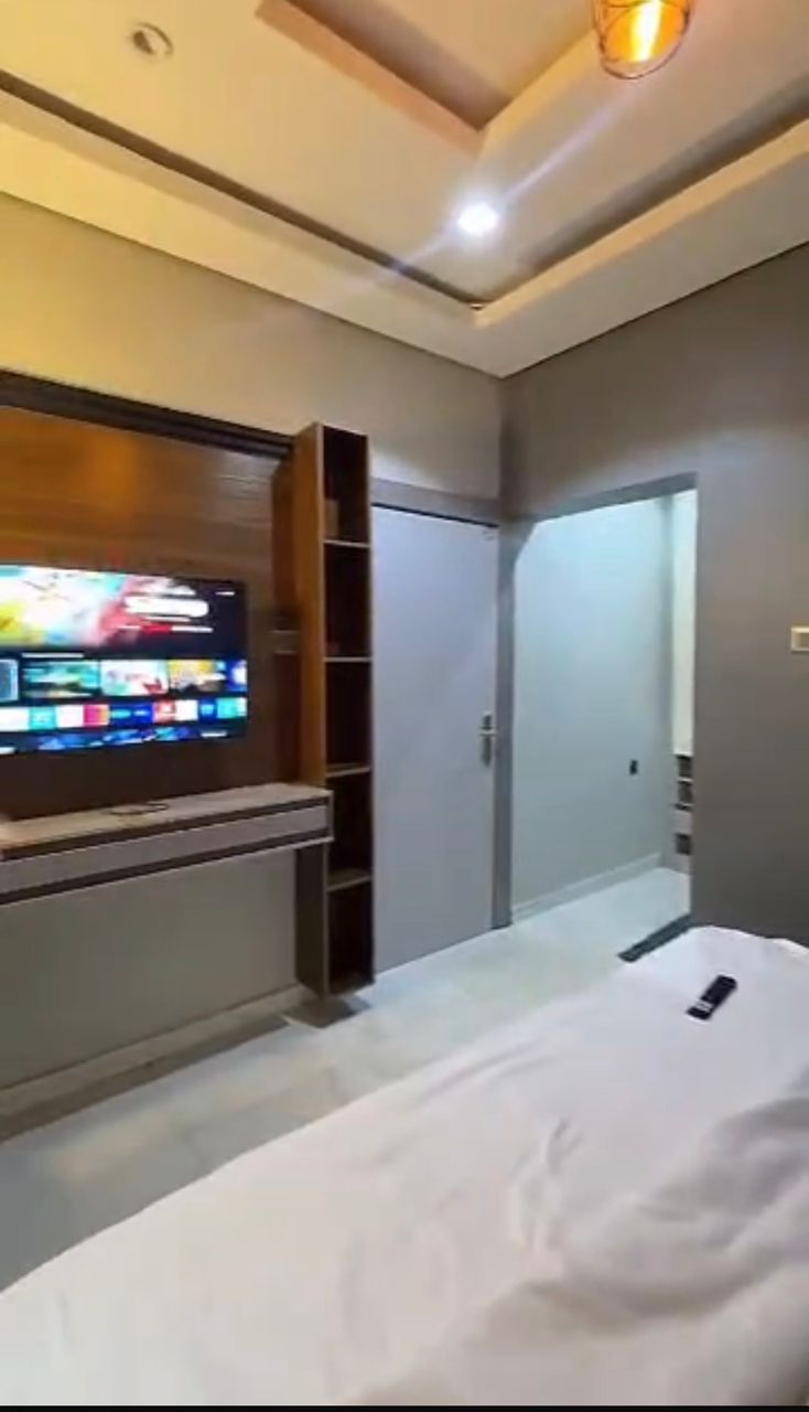 5-Bedroom Apartment Shortlet in Iyana ipaja, Lagos — ₦330,000/night | GidiStay — 5 bed apartment in Iyana ipaja, Lagos (additional view)