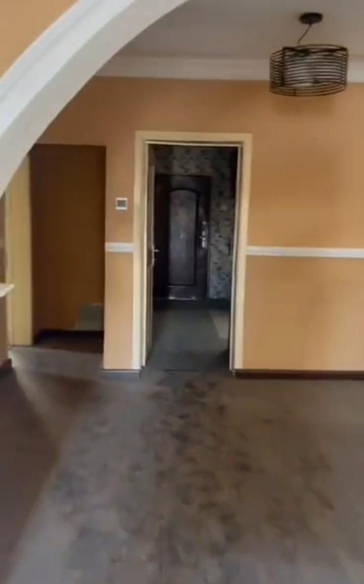 Luxury 4bedroom SELF COMPOUND duplex at Heritage estate akala express — ₦4,000,000/year | GidiStay — 4 bed house in Off akala express, Ibadan (bedroom view)