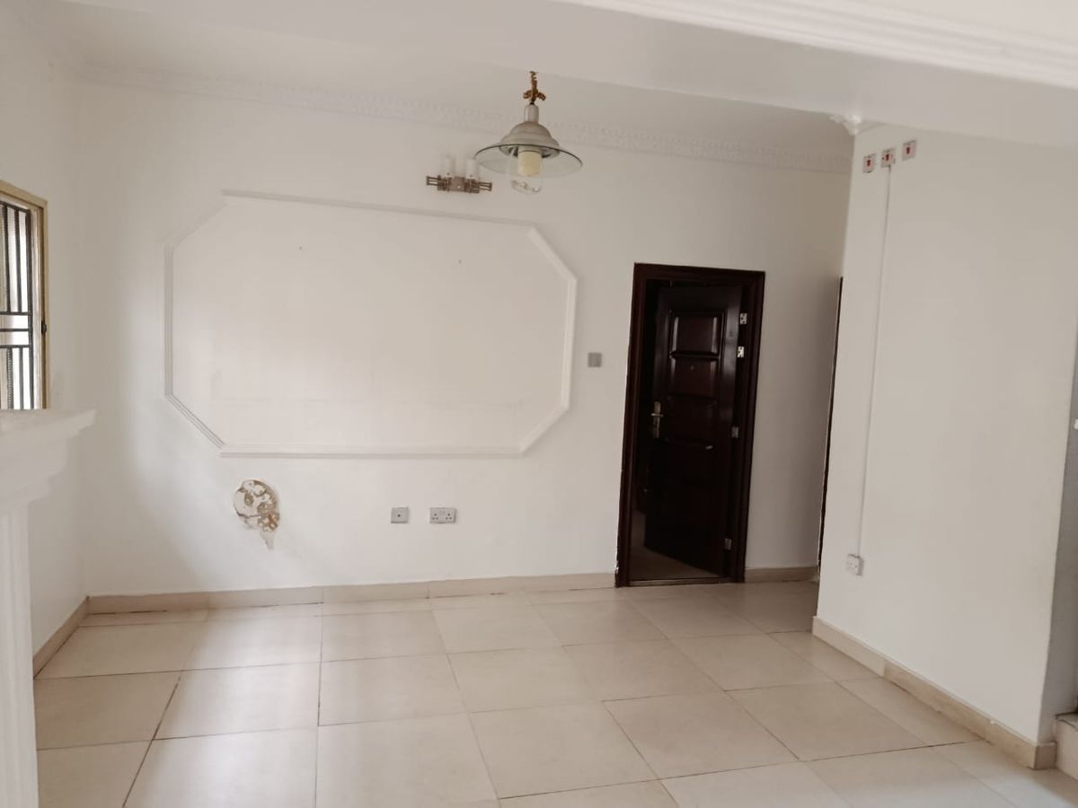 5 bedroom semi detached duplex in agungi — ₦8,000,000/year | GidiStay — 5 bed duplex in agungi, lagos (additional view)