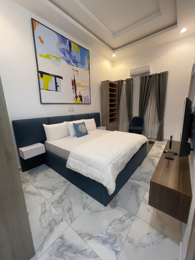 Hemisphere APartment — ₦150,000/night | GidiStay — 3 bed house in Lekki Phase 2, Lagos (additional view)