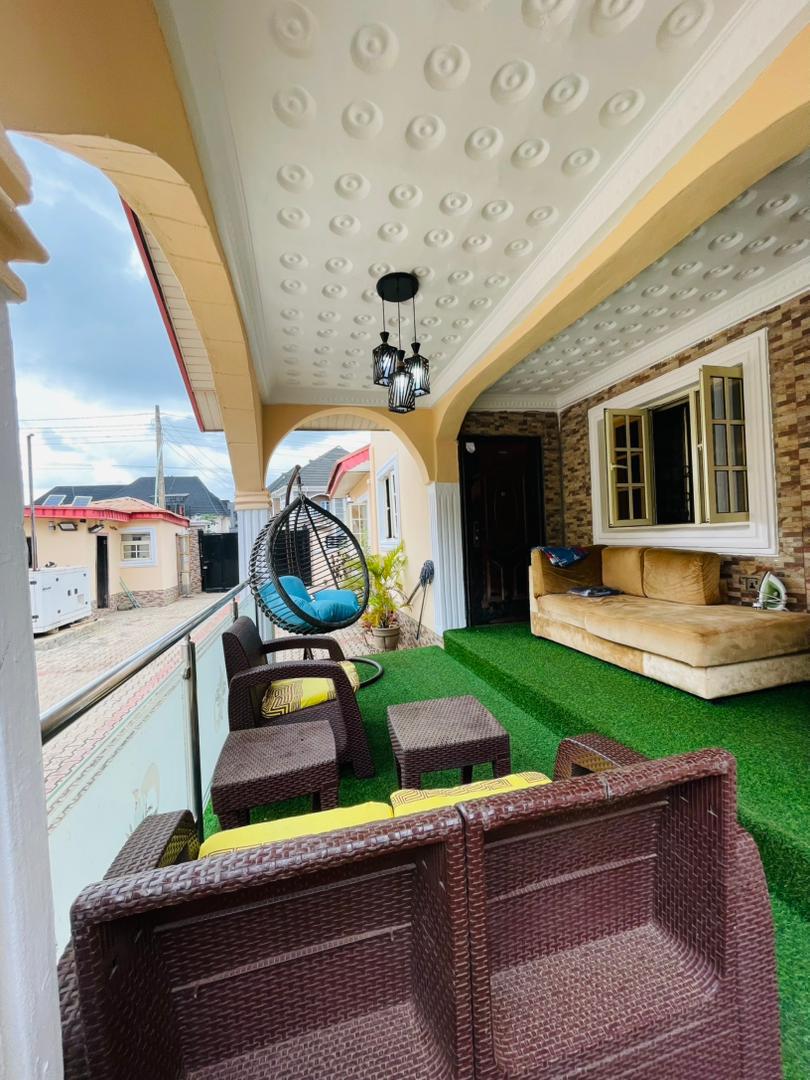 3bedrooms shortlet jericho GRA — ₦250,000/night | GidiStay — 3 bed apartment in Jericho, Ibadan (main view)