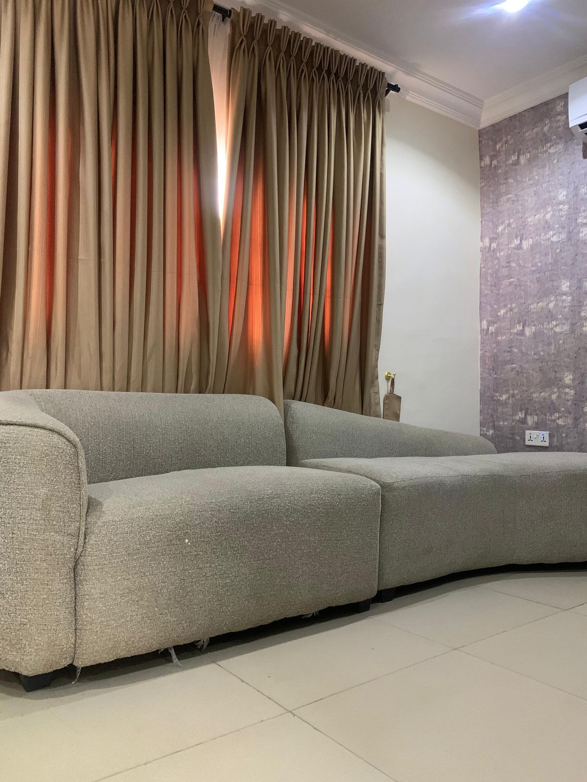 Suite — 1 bed hotel in Bodija, Ibadan (additional view)