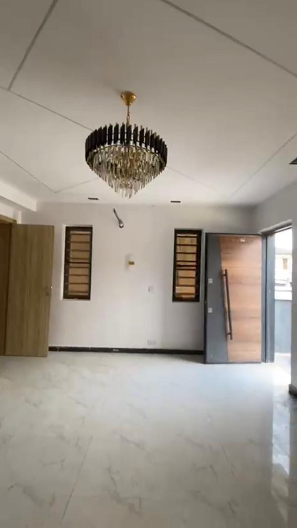 4 bedroom duplex OMOLE — ₦300,000,000 | GidiStay — 4 bed house in Ikeja, Lagos (bedroom view)