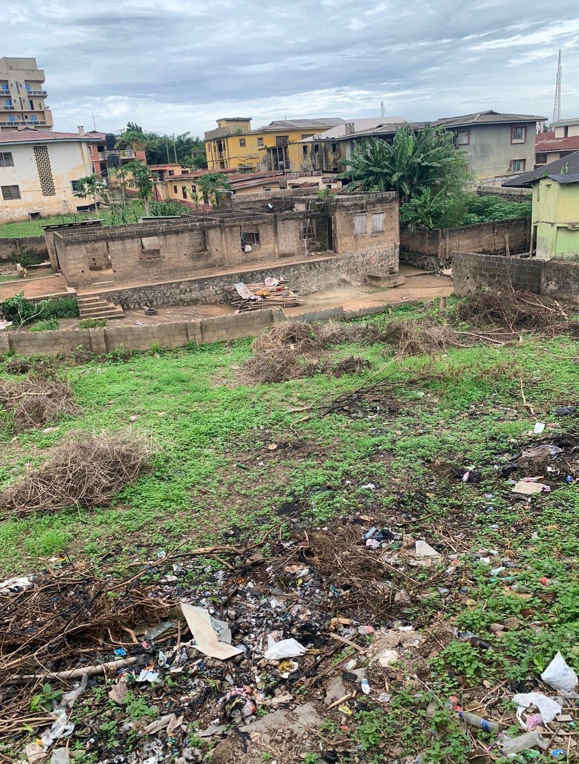 1,300+ SQM Premium Land FOR SALE IN IBADAN — ₦40,000,000 | GidiStay — 1 bed land in CIRCULAR ROAD IBADAN, Ibadan (main view)