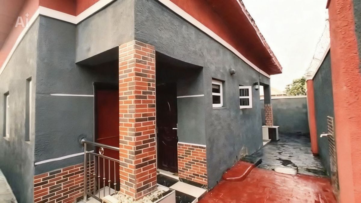 Brand new fully detached 3 bedroom bungalow at karinkapo off tipper garage akala express  — 3 bed house in Tipper garage akala express, Ibadan (main view)