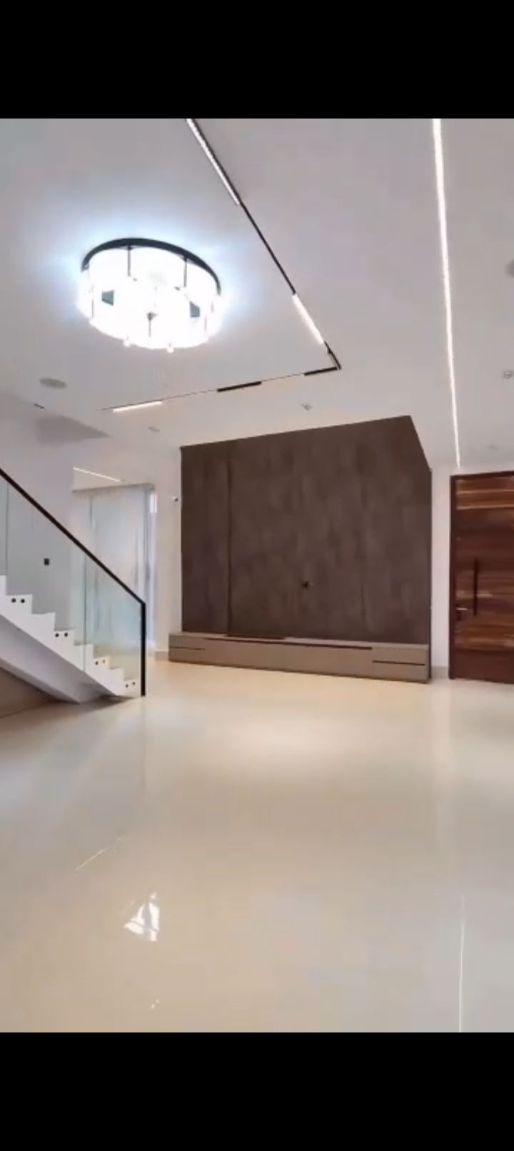 Luxury 5 bedroom duplex in Lekki VGC — ₦500,000,000 | GidiStay — 5 bed duplex in  (bedroom view)