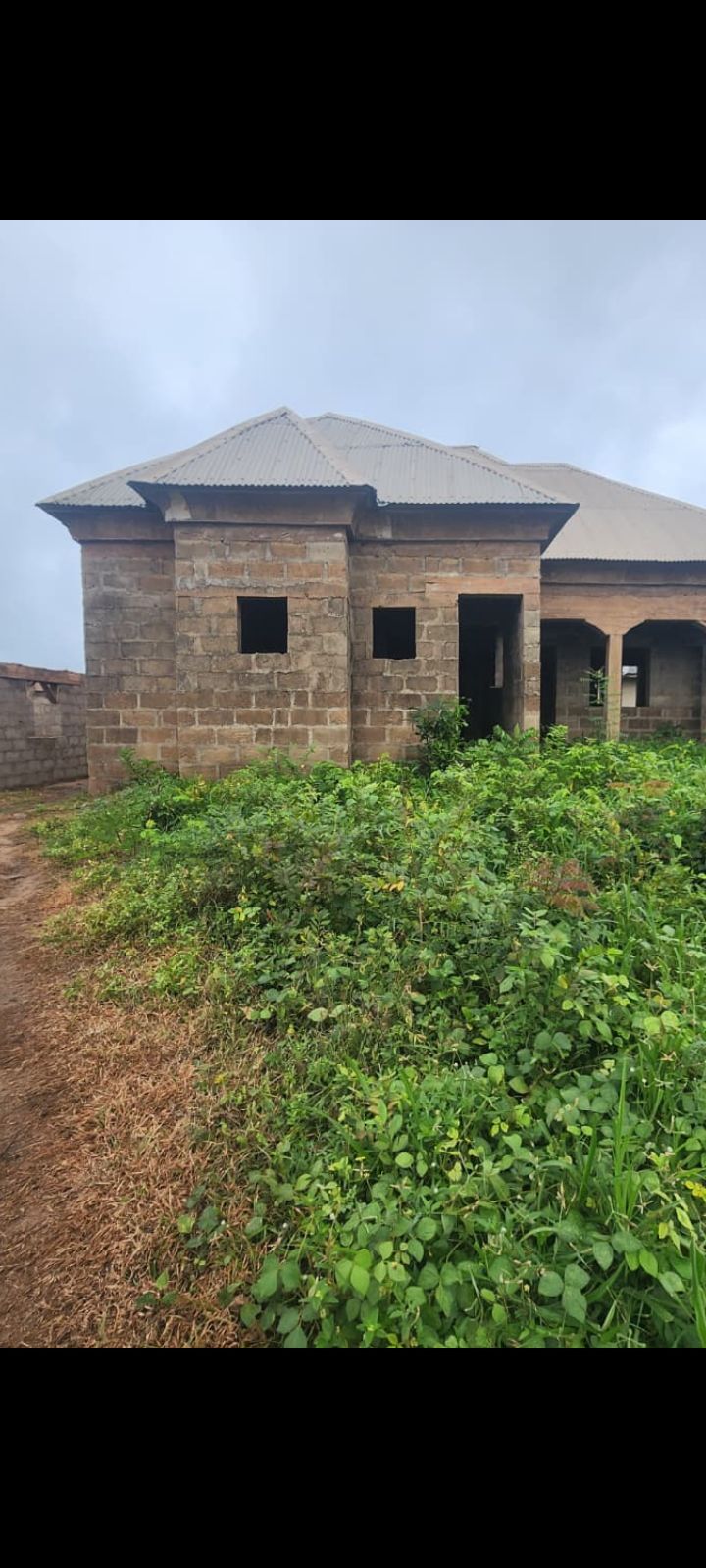 UNCOMPLETED 3BEDROOM BUNGALOW AT MONIYA ODO OBA — ₦15,000,000 | GidiStay — 3 bed land in Odo oba moniya, Ibadan (bedroom view)