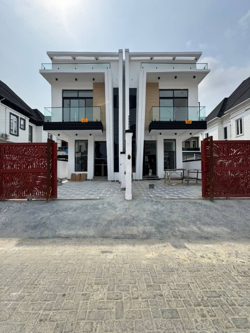 Royal Pine 4-bedroom semi detached duplex for sale ***Price Drop*** — ₦230,000,000 | GidiStay — 4 bed house in Lekki Phase 2, Lagos (main view)