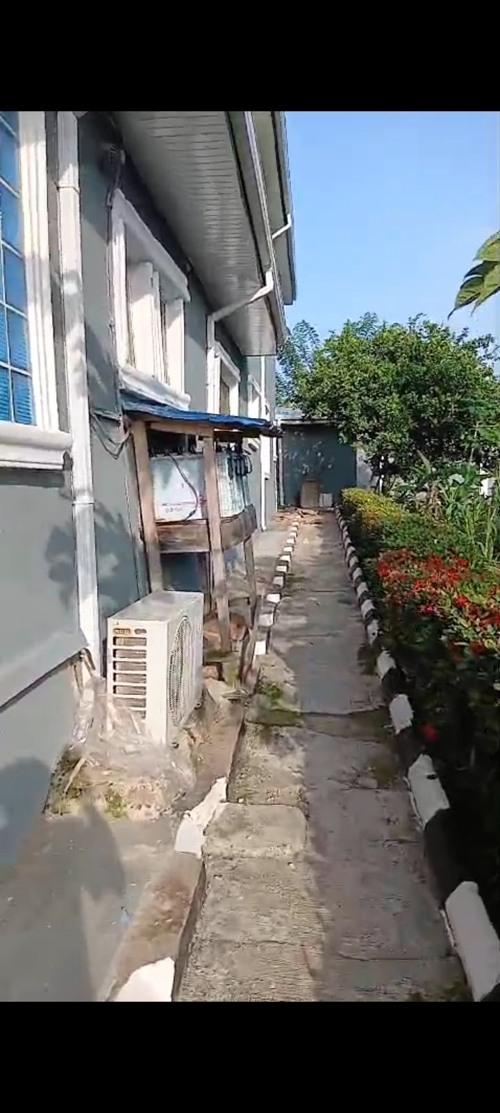 A room and parlour with a room selfcon, — ₦800,000/year | GidiStay — 1 bed house in Bcj apata, Ibadan (interior)