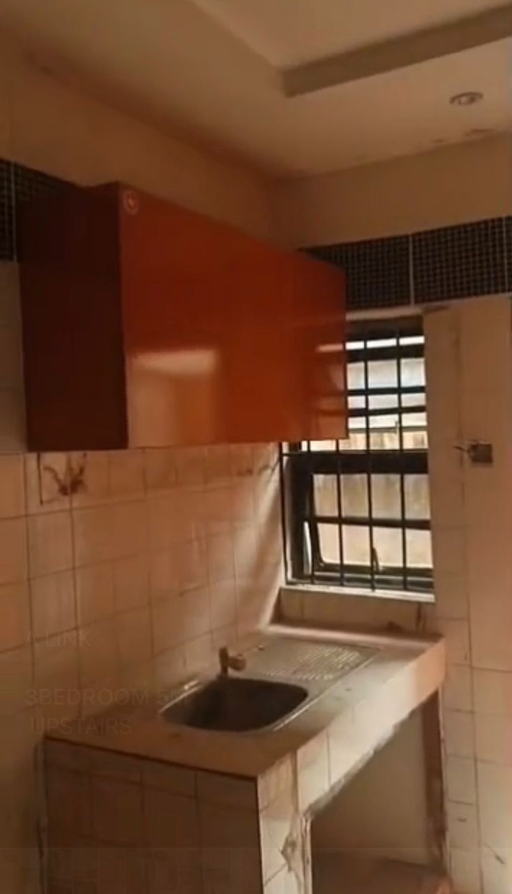 3 BEDROOM FLAT in ogba ( LAGOS ) — ₦5,000,000/year | GidiStay — 3 bed apartment in Ikeja, Lagos (main view)