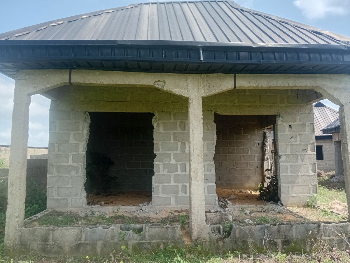 3-Bedroom House For Sale in Okanran Ado Odo Ota Ogun State, Ogun State — ₦10,000,000 | GidiStay — 3 bed house in Okanran Ado Odo Ota Ogun State, Ogun State (additional view)