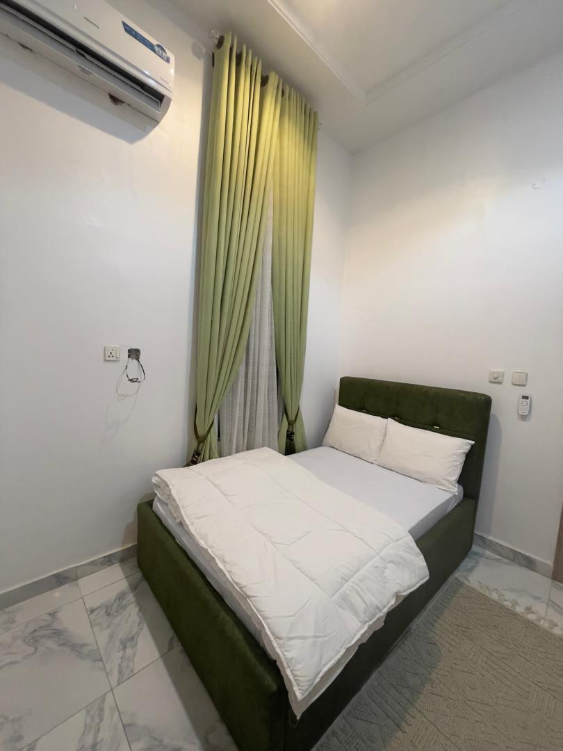 The Hemisphere Gorgeously furnished shortlet lekki Lagos — ₦150,000/night | GidiStay — 3 bed house in Lekki Phase 2, Lagos (bedroom view)