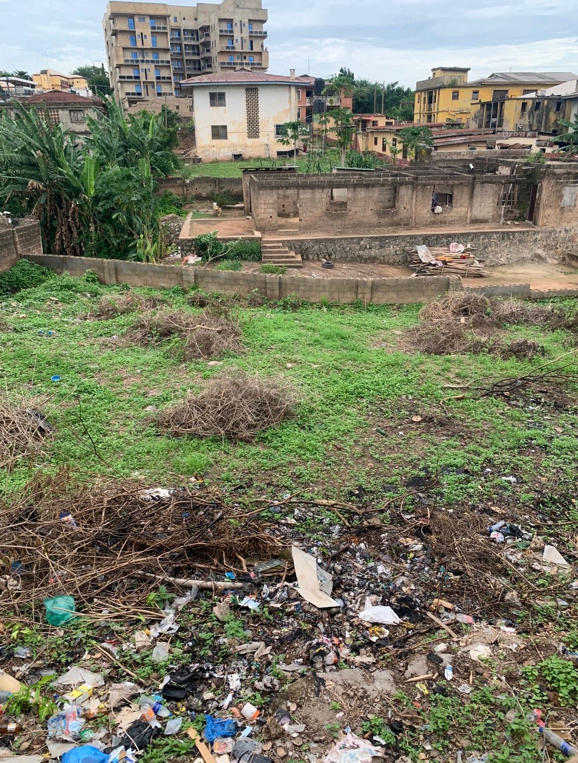 1,300+ SQM Premium Land FOR SALE IN IBADAN — ₦40,000,000 | GidiStay — 1 bed land in CIRCULAR ROAD IBADAN, Ibadan (bedroom view)