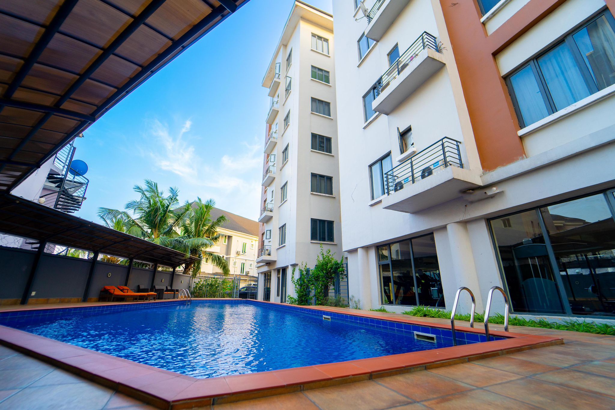 Luxury 3-Bedroom Penthouse for Shortlet With Stunning City Views — ₦370,000/night | GidiStay — 3 bed apartment in Lekki Phase 1, Lagos (interior)