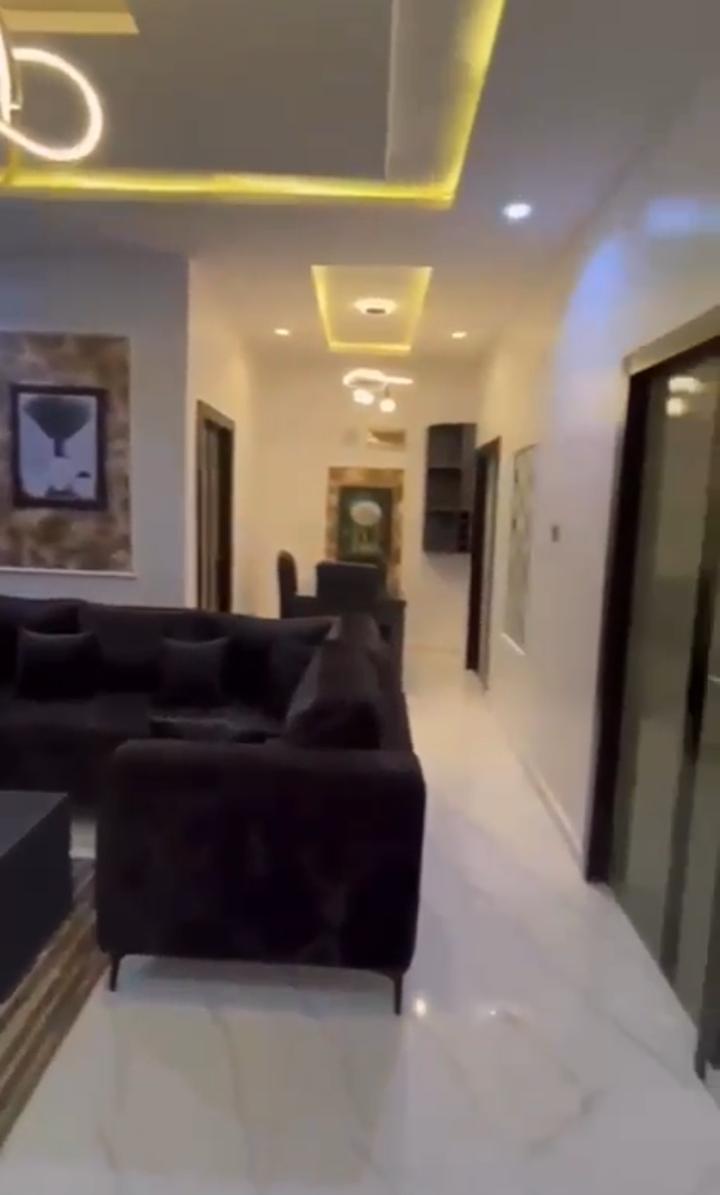 2-Bedroom Apartment For Rent in Oluyole Estate, Ibadan — ₦5,000,000/year | GidiStay — 2 bed apartment in Oluyole Estate, Ibadan (main view)