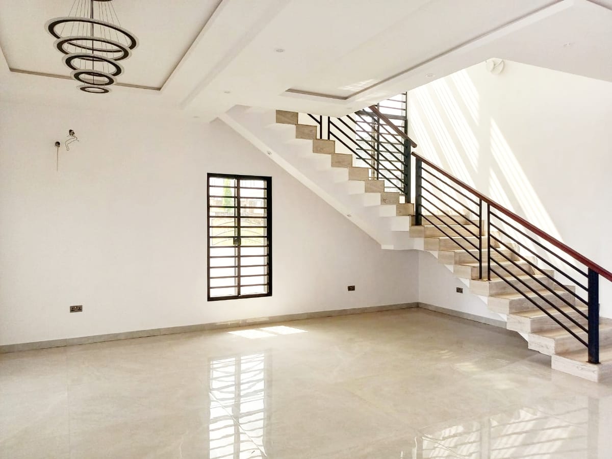 Five Bedroom Fully Detached House with one room flat which can serve as BQ — ₦360,000,000 | GidiStay — 5 bed house in Kolapo Ishola GRA, Akobo, Ibadan, Oyo State (interior)