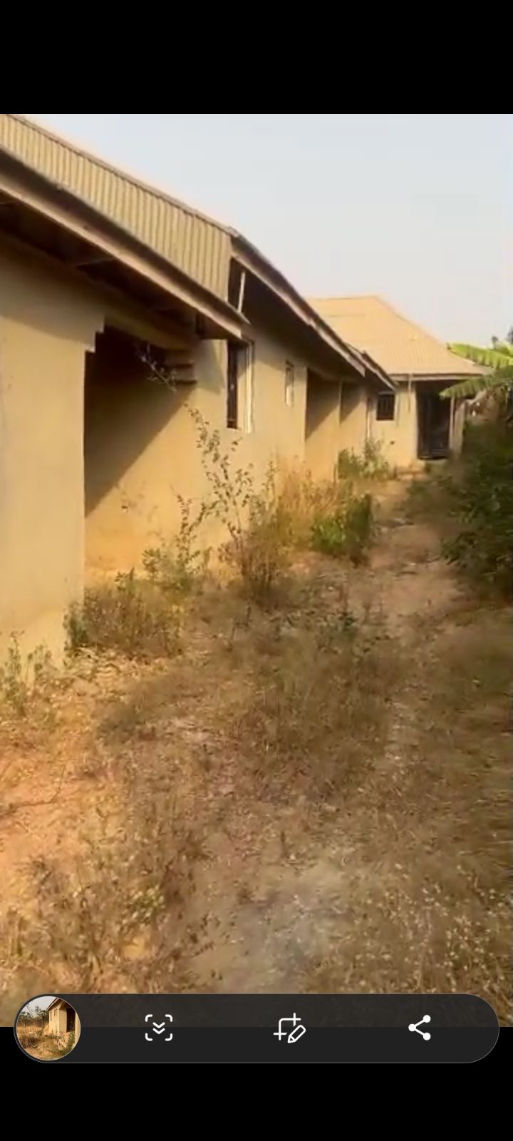 3UNITS OF 2BEDROOMS FLAT & 3UNITS OF MINI FLAT (ROOM AND PALOR SELF CON)at SURULERE VIA IRE AKARI ESTATE SOKA — ₦40,000,000 | GidiStay — 1 bed house in IRE AKARI SOKA, Ibadan (additional view)