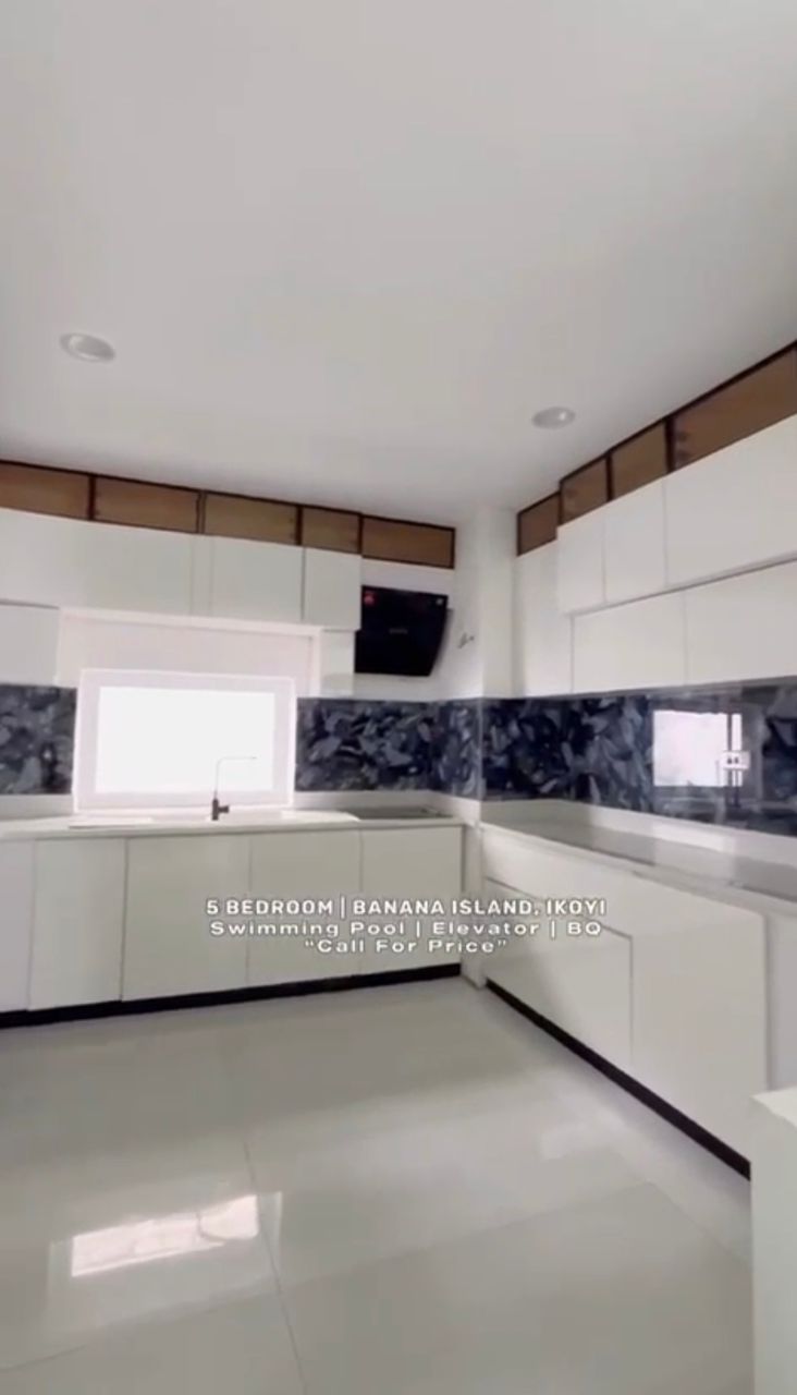4 BEDROOM mini castle BANANA ISLAND — ₦2,200,000,000 | GidiStay — 4 bed house in Banana Island, Lagos (additional view)