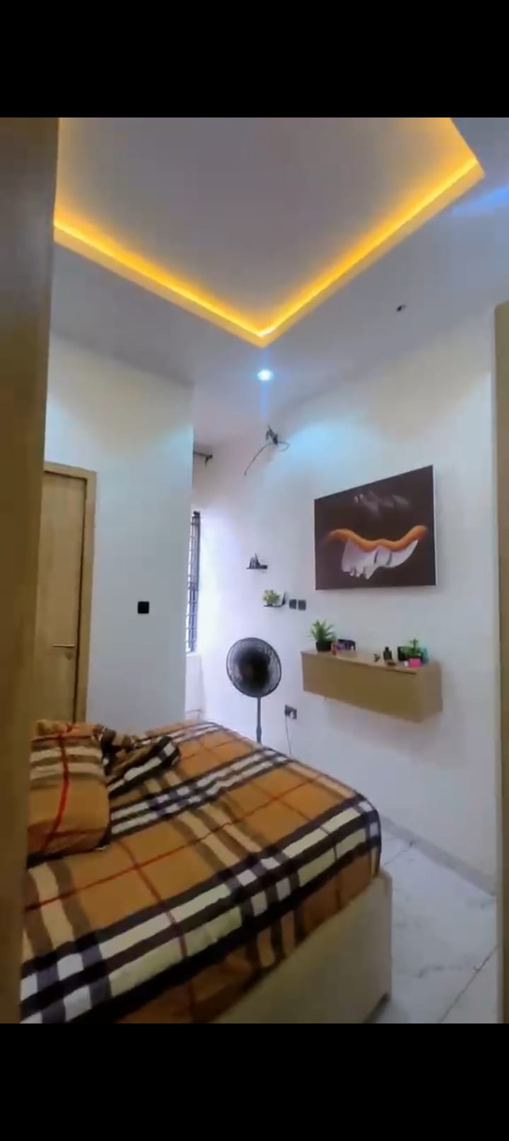 Furnished single rooms in shared apartments VGC — ₦2,000,000/year | GidiStay — 3 bed apartment in Lekki Phase 1, Lagos (additional view)