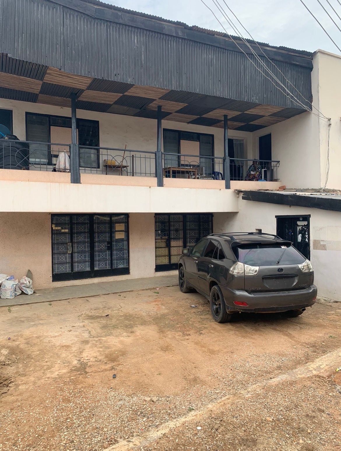 Combined 1-Story and 3-Story Buildings for Sale — ₦150,000,000 | GidiStay — 1 bed house in CIRCULAR ROAD IBADAN, Ibadan (interior)
