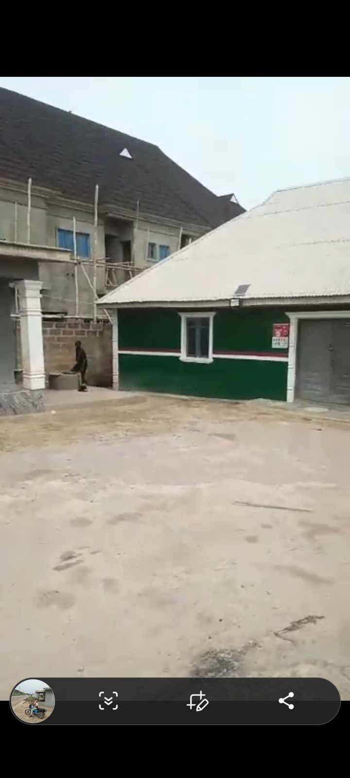 Warehouse with lock up shop, big office space — ₦80,000,000 | GidiStay — 1 bed studio in Tipper garage akala express, Ibadan (interior)