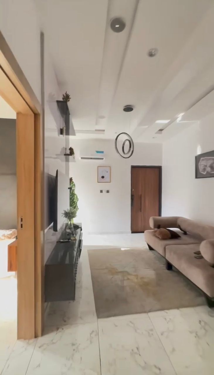 Fully Furnished 2-Bedroom Apartment for Sale – Chevron, Lekki (Great Short-Let ROI) — ₦150,000,000 | GidiStay — 2 bed apartment in chevron, Lagos (interior)
