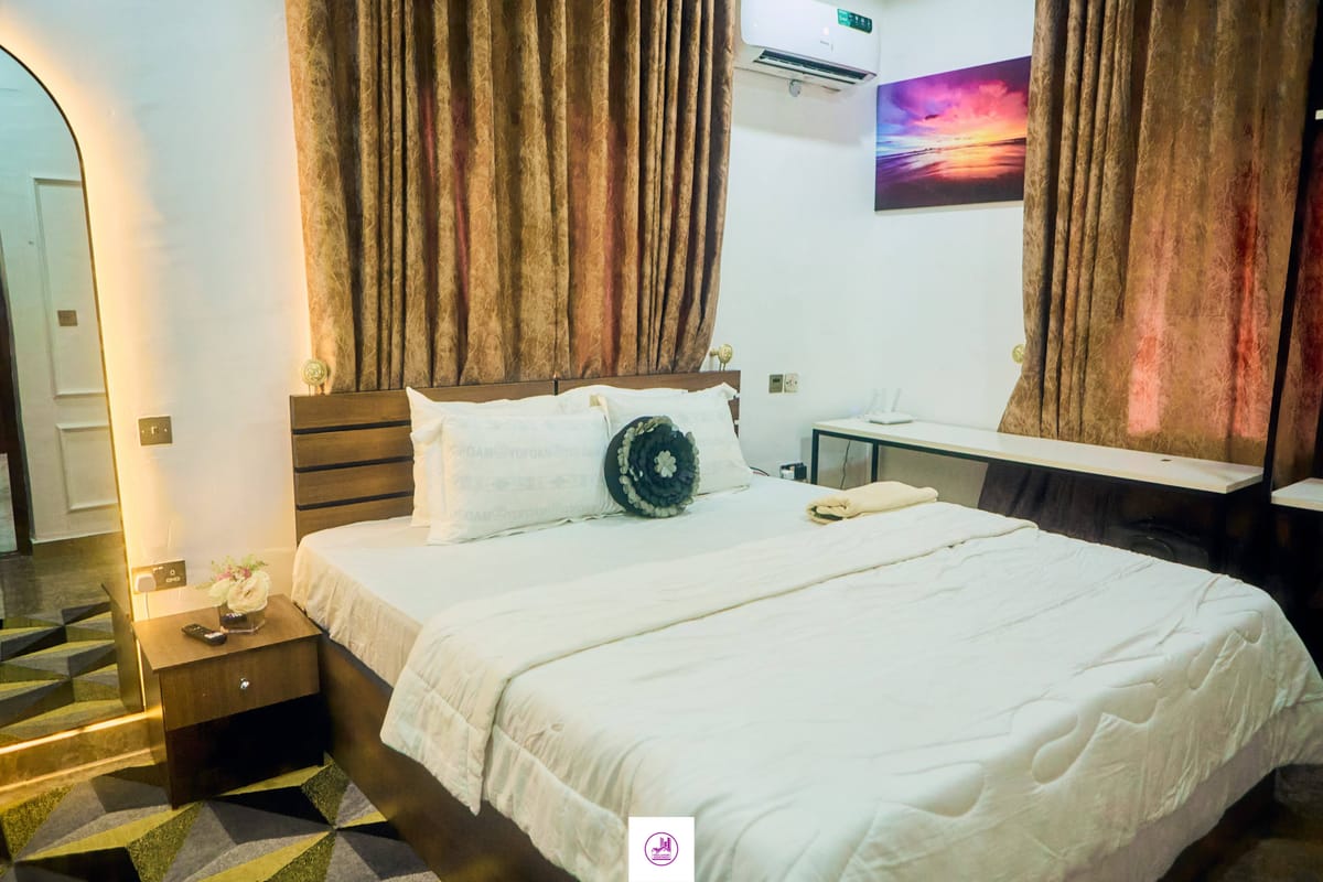 GEZA LUXURY APARTMENT ALALUBOSA IBADAN — ₦75,000/night | GidiStay — 3 bed apartment in Alalubosa GRA, Ibadan (additional view)